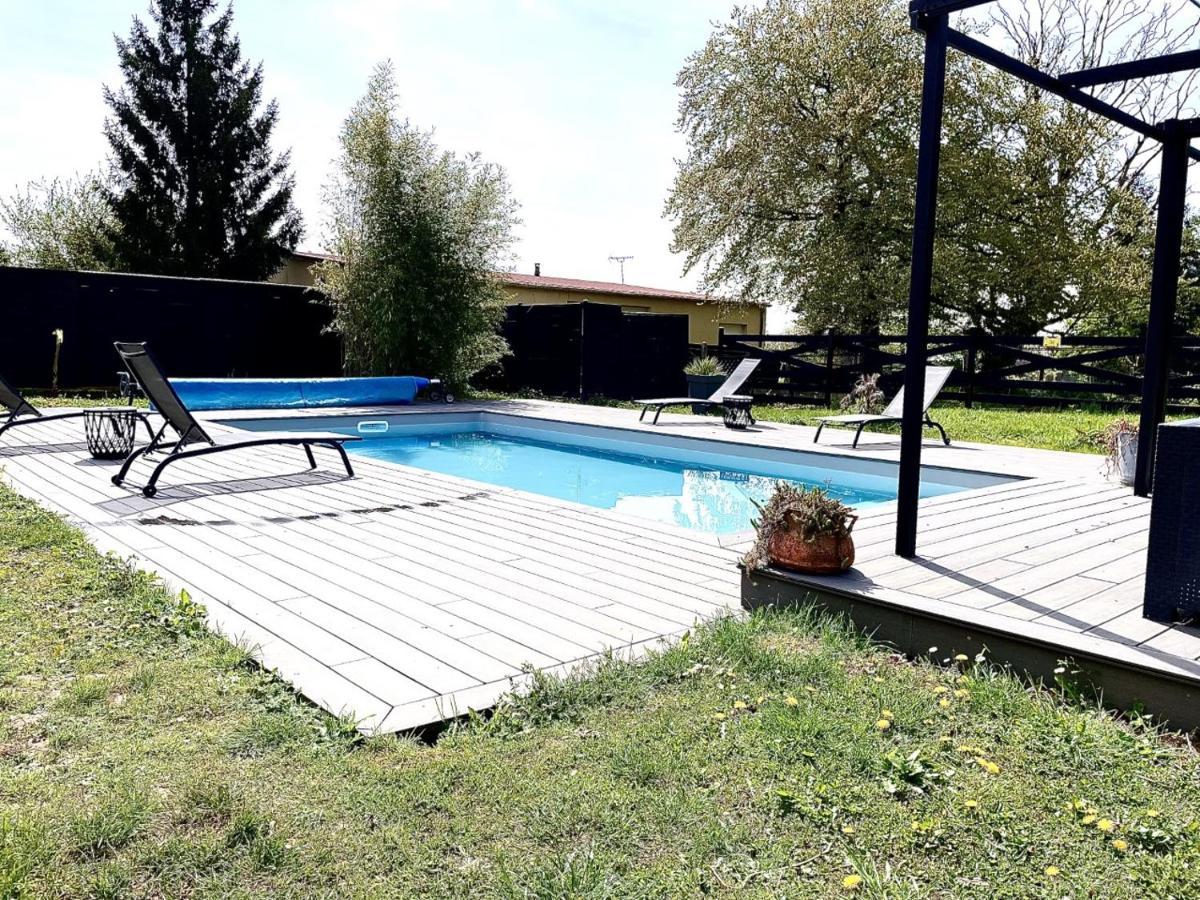 Le Paddock - Chambres Et Table D'Hotes Le Déluge Exteriör bild