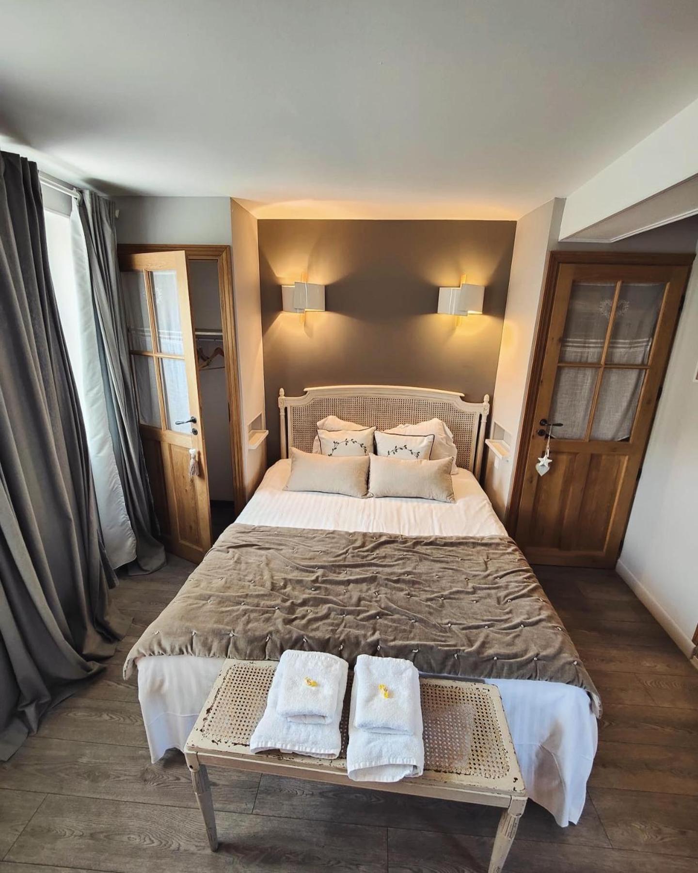 Le Paddock - Chambres Et Table D'Hotes Le Déluge Exteriör bild
